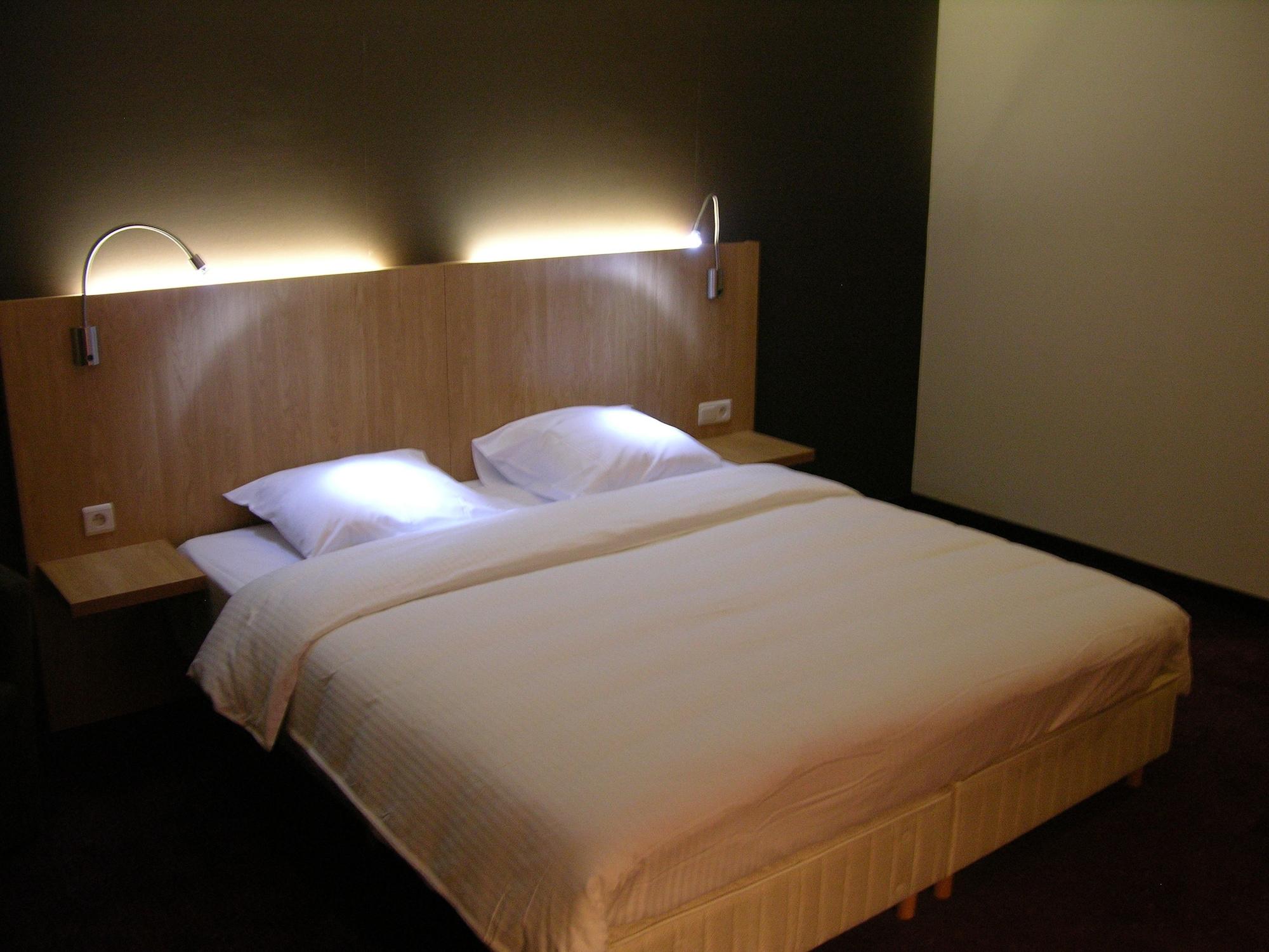 Jill Hotel Brussels Saint-Gilles Exterior foto